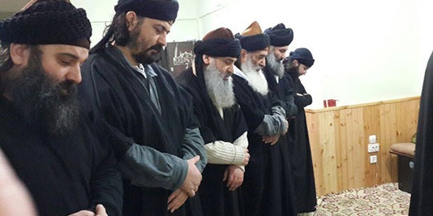 page_paris-katliamini-yapanlar-icin-istanbulda-cenaze-namazi_202920081.jpg