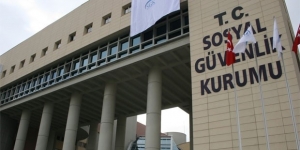 SGK Başkanı sigorta borçlularını uyardı