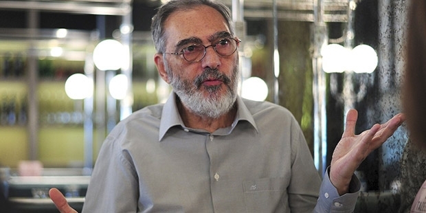 Mahçupyan: AKP, iktidara yakın yazarlar için 'hızlandırılmış polemik kursu' açmalı, hiç cevap veremiyorlar!