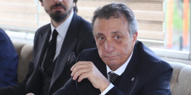 Ahmet Nur Çebi'den hakeme eleştiri