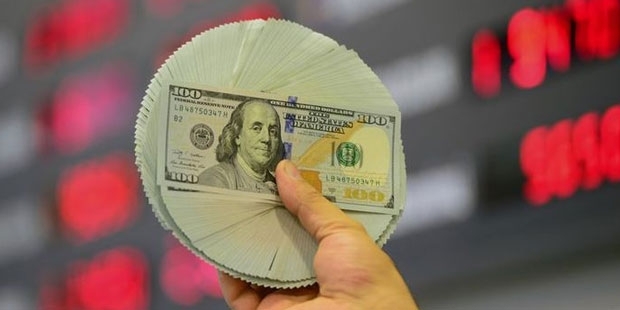 Dolar/TL, Moody's sonrası haftaya nasıl başladı?