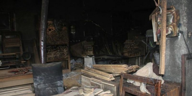 Patrona kızdı iş yerini yaktı