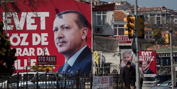 "Atı aldıktan sonra Üsküdar'da biraz dinlenmekte fayda var; AKP şehirli muhafazakârları ikna edemiyor"