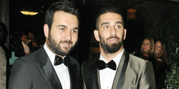 Arda Turan'dan kardeşine yalı jesti