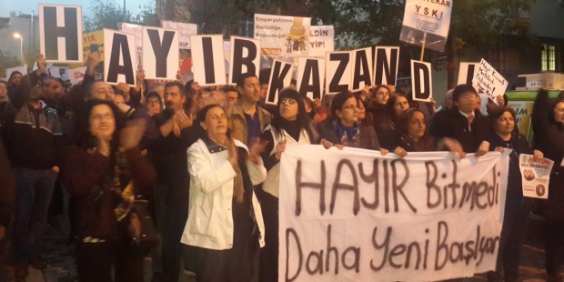 İstanbul'da YSK protestosuna katıldığı için gözaltına alınan 16 kişiden 14'ü serbest bırakıldı