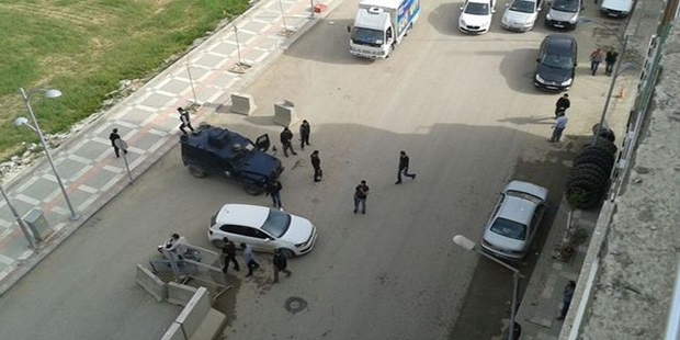 Suruç Emniyet Müdürlüğü'ne bombalı saldırı girişimi