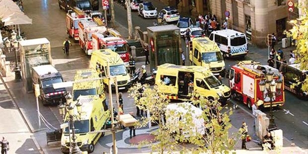 Barcelona saldırganları bombasız kalınca, araçla saldırmışlar!
