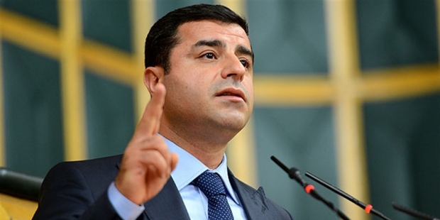 Demirtaş: AKP - MHP ittifakı erken seçim hazırlıklarına başladı; içeride tutulmamızın nedeni bu