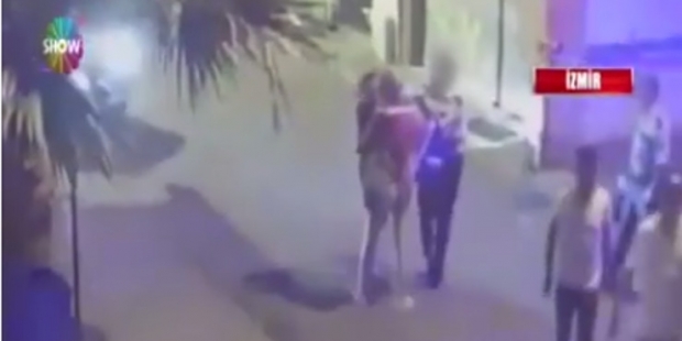 İzmir’de tacize uğrayan kadını döven polis hakkında soruşturma başlatıldı