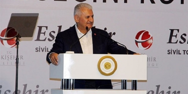 Başbakan Yıldırım: Teröre destek verme alışkanlığı devam ediyor; SİHA'ya niye karşısınız?
