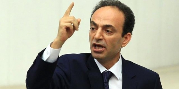 Osman Baydemir: Aysel Tuğluk’un annesinin cenazesini parçalamak için traktör getirmişlerdi!