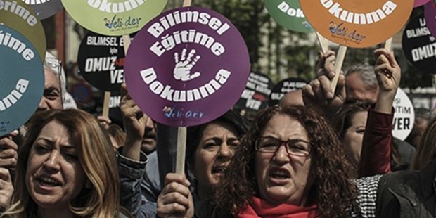 Veliler: Eğitimde gericiliğe geçit vermeyeceğiz