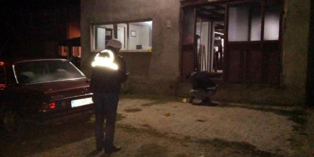 Abisini, tüfekle 8 el ateş edip öldürdü