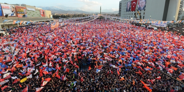 Sabah yazarı: Siz asıl AK Parti muhalifi bu AKP'li sinsilere bakın!..