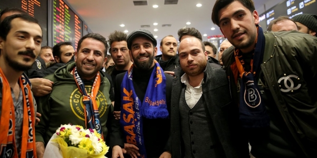 Arda Turan, İstanbul'a geldi