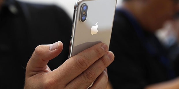 Fransa'dan Apple'a 'yavaşlatma' soruşturması