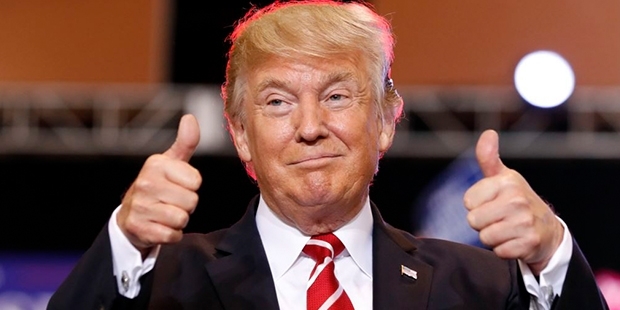 Trump, bilgisayar oyunundaki uçak modelini övdü, Norveç'in satın aldığını iddia etti