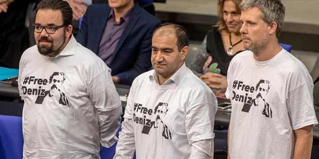 Alman siyasetçilerden Deniz Yücel çağrısı