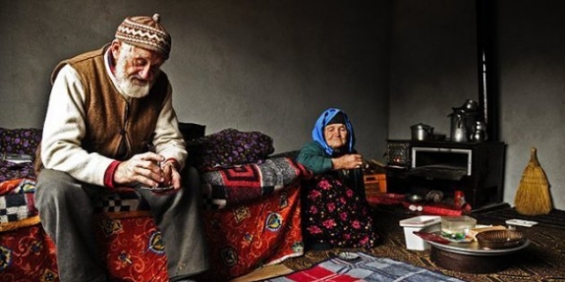 Geliri az olan yaşlıya 797 lira maaş