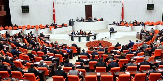 İttifak teklifi, yaklaşık 20 saatlik mesainin ardından Meclis'ten geçti!