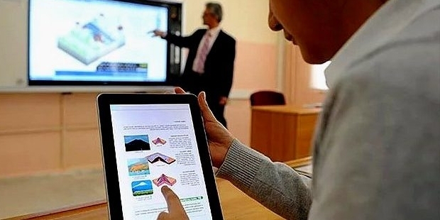 Proje başarısız oldu; MEB, öğrencilere dağıtacağı tabletleri kendi kullanacak