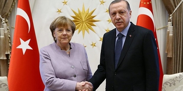 Cumhurbaşkanı Erdoğan, Merkel ile Suriye'yi görüştü