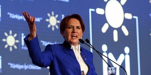 Akşener'den dolar uyarısı: 5 lirayı görür!