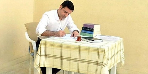 Demirtaş: Seçim yoğunluğundan dolayı duruşmaya katılamayacağım