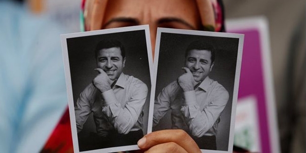Demirtaş'ın serbest bırakılması için mahkemeye verilen 56 maddelik dilekçede adil seçim vurgusu yapıldı
