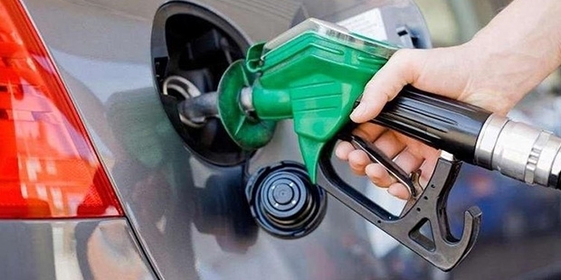 Dün 18 kuruş zam gelmişti; benzine ve motorine yeni zam gündemde!