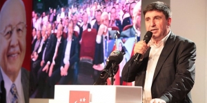 Altan Tan: Muharrem Bey'in ailesinde ne kadar dindar-muhafazakâr varsa, benim ailemde daha fazla seküler var