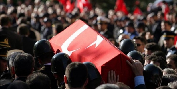 Hakkâri'de 1 asker şehit oldu