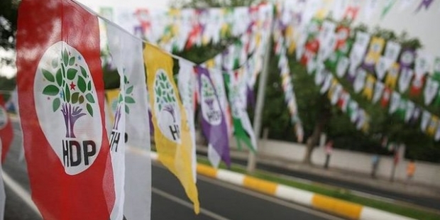 HDP: Erdoğan, YSK'ya talimat verdiğini açıkça ilan etti