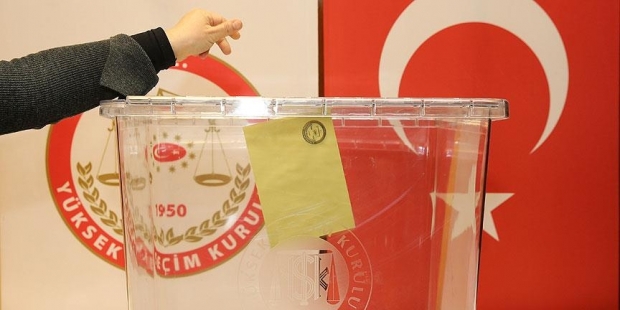 'Uyum' KHK'ları seçim sonrasına bırakıldı: AKP'nin lehine düzenlemeler getirilebilir
