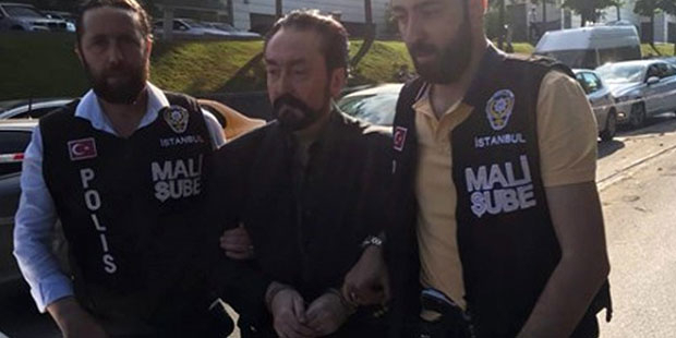 Adnan Oktar ve 235 destekçisine operasyon; inanç istismarı, cinsel saldırı ve casusluk suçlaması var