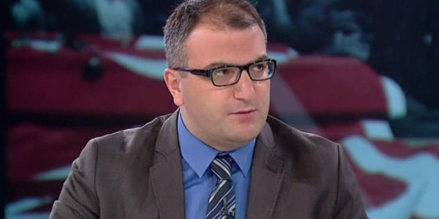 Cem Küçük, Twitter'a döndü: Adnan Oktar ve suç örgütlerine yapılacak operasyonlar ile ilgili detayları yazacağım