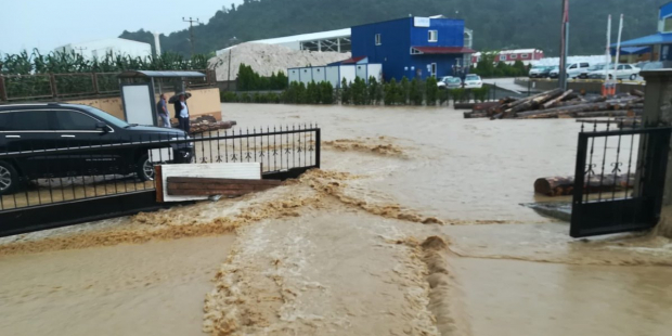 "17 Ağustos depremini de medya yaptı' deseler, propagandasını yapacak kitle var!"