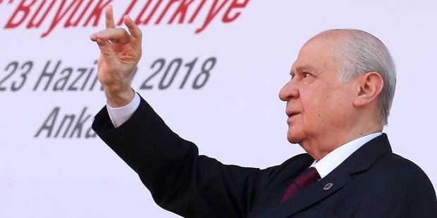 Bahçeli: Dolarla doğmadık, olmayınca da ölmeyiz