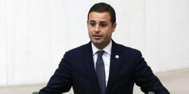 CHP'li Ahmet Akın: Yandaş dört köşe, vatandaş krizin pençesinde