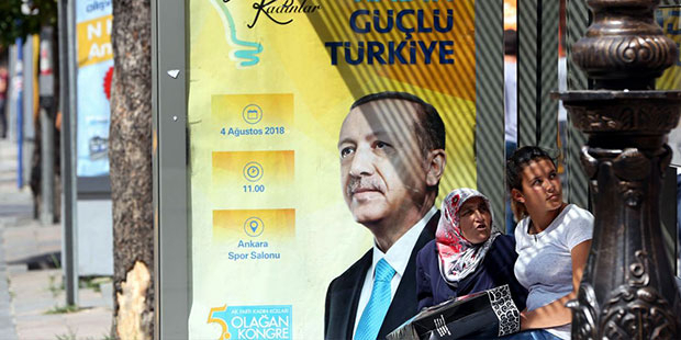 Cumhurbaşkanı, “Bu kardeşinize yetkiyi verin, şunla bunla nasıl uğraşılır göreceksiniz” demişti; TL, 50 günde yüzde 25 değer kaybetti