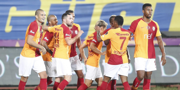 İlk galibiyet priminden 2,6 milyon lira alan Galatasaray, kur sabitlemesinden yaklaşık 2 milyon lira kaybetti