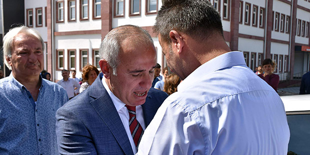 Tayini çıkan kaymakam ilçeye böyle veda etti