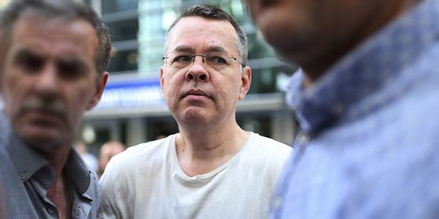 'Brunson anlaşması' iddiası nasıl karşılandı? | "Sarayın vereceği kararı bekleyen zavallı hakimler..."