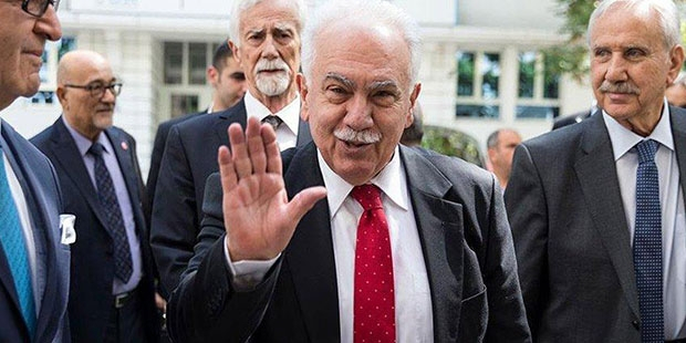 Doğu Perinçek'ten 'Andımız' yorumu: Danıştay yargıçları ettikleri yemine bağlılıklarını ilan ettiler