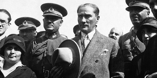 Murat Bardakçı: Atatürk hakkında hâlâ doğru dürüst, tam bir biyografinin yazılmamış olması büyük ayıptır