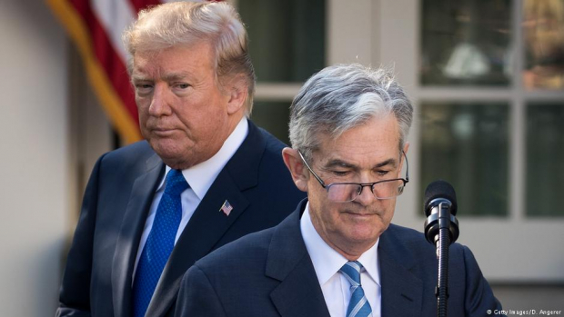 Trump'tan faiz tepkisi: Fed aklını kaçırmış
