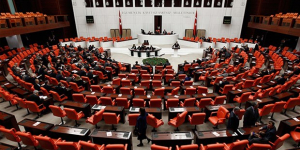 Kanun kanuna karşı; TOBB Kanunu'nda değişiklik Ek 7. Madde ve Anayasa'ya aykırı mı?