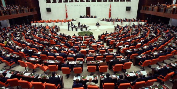 Doyen, diplomatik birliklerin yaşlısı Doyen, diplomatik birliklerin yaşlısı