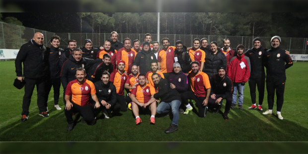 Galatasaray'dan 'Dünya Çalışan Gazeteciler Günü' jesti