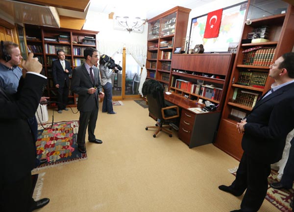 BBC ekibinin Gülen'in odasından çektiği bir fotoğraf.